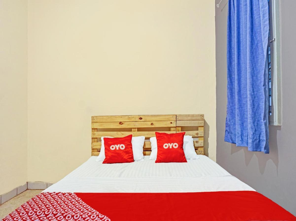 Hotel Oyo 91658 Luci'S House Dżakarta Zewnętrze zdjęcie