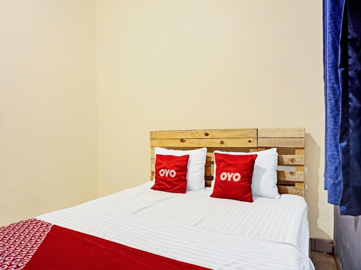 Hotel Oyo 91658 Luci'S House Dżakarta Zewnętrze zdjęcie